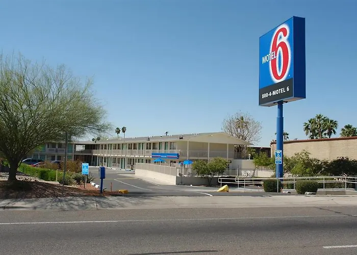 Hotel 6-youngtown, Az - Phoenix - Sun 2*